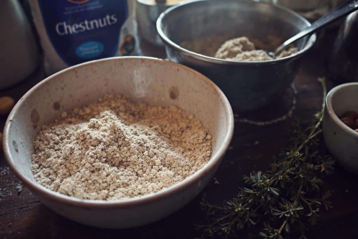 Comment faire de la farine de châtaigne​ ?